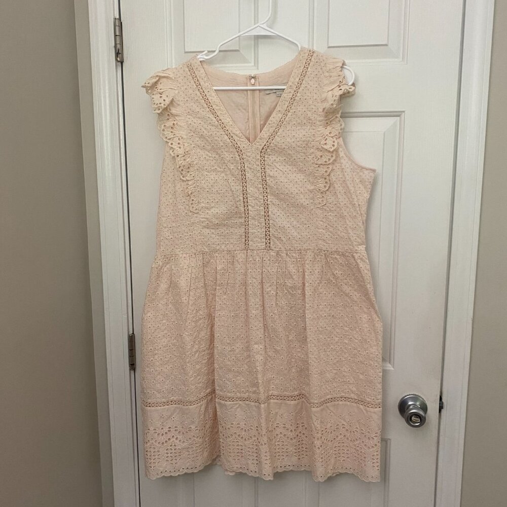 Loft Dress: Sweet Eyelet Days 🌷 - Picture 2 of 14